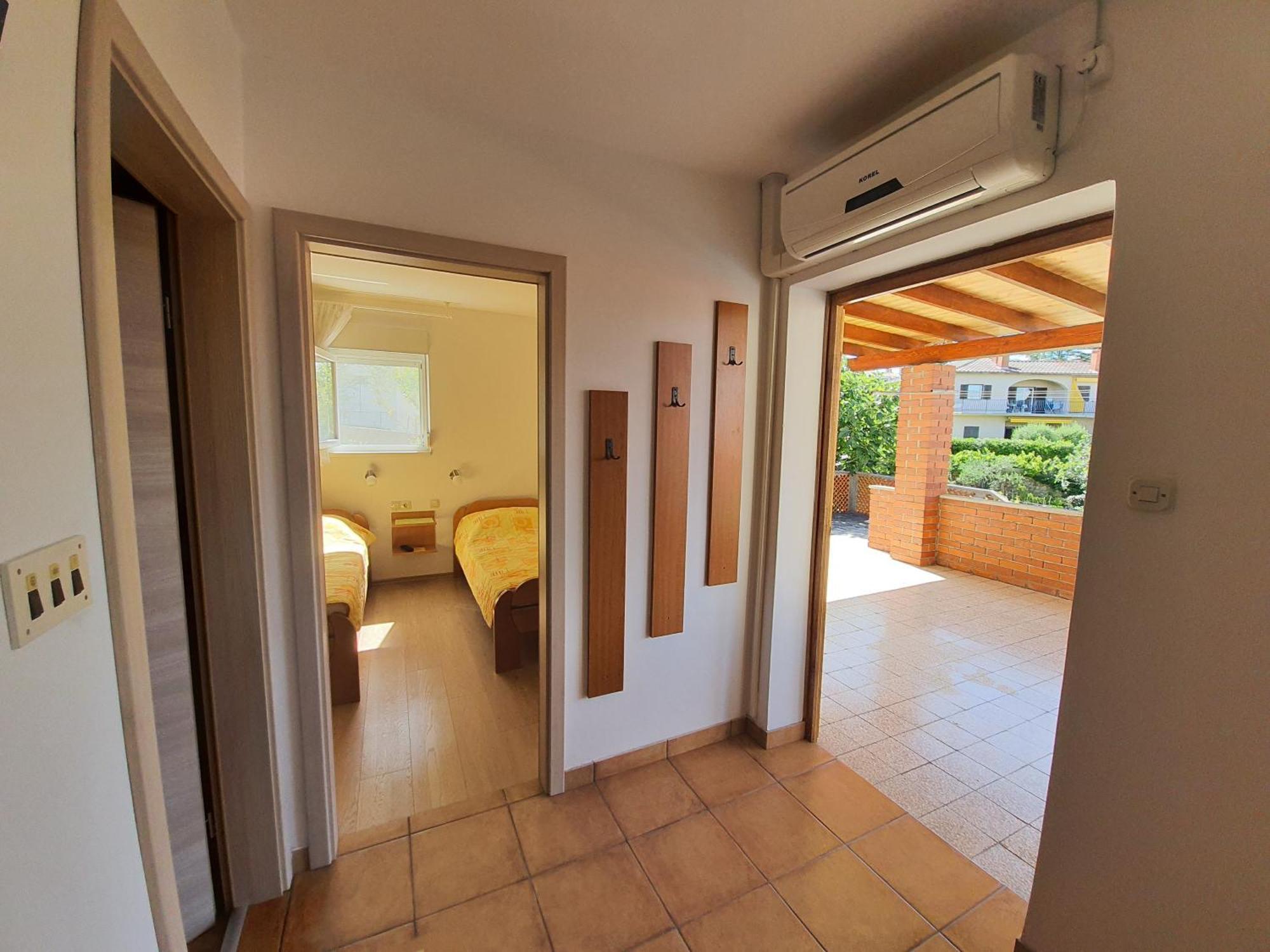Apartments Vesna Avsec - Крк Номер фото